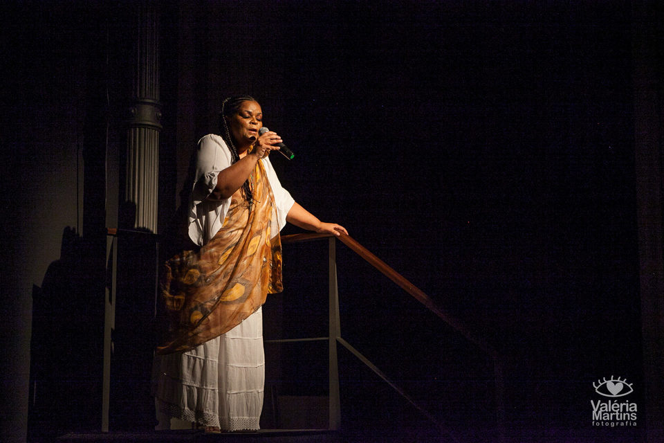 Scheyla Borges em Carolina de Jesus - Uma Voz Soberana