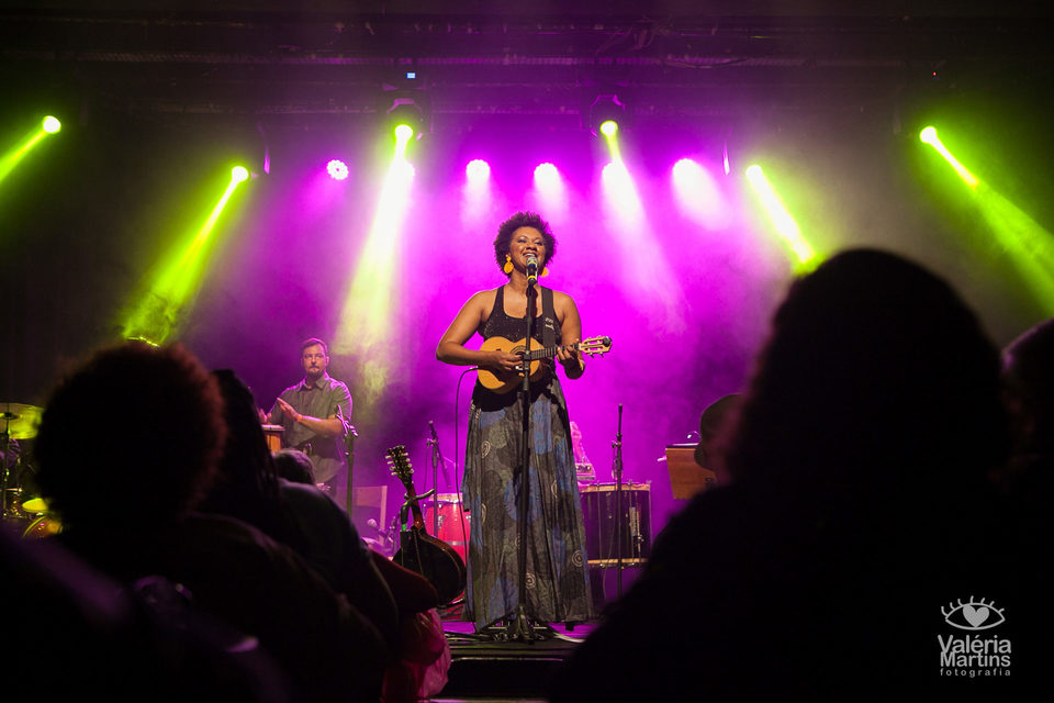 Nilze Carvalho - Teatro Rival